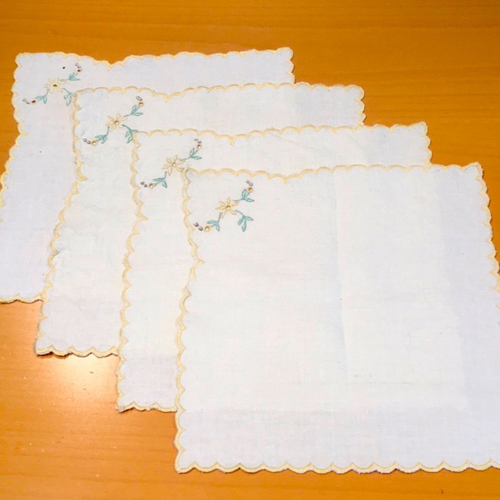 Pure Linen Cocktail Napkins 1940s - Picture 6 of 6